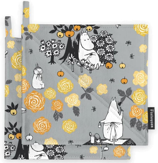 Moomin Potholders - Finlayson - Moominmamma is daydreaming - Aamu.co.uk - Finlayson - Aamu.co.uk