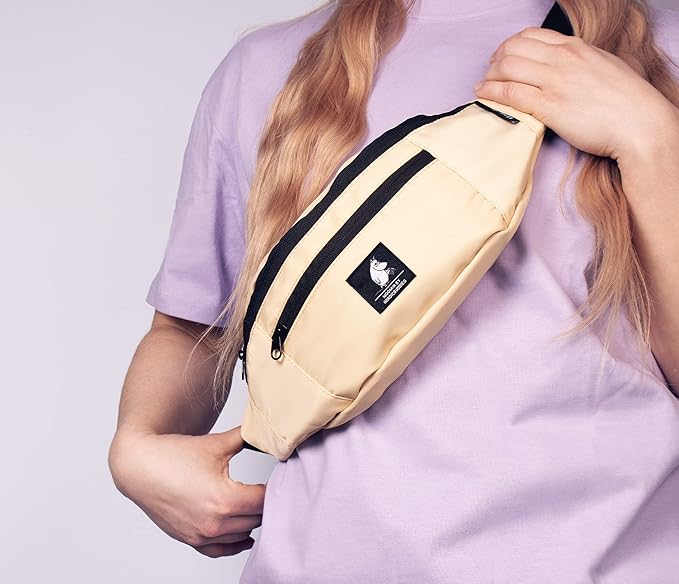 Moominpappa Humble Moomin Waist Bag, Beige, One Size - Aamu.co.uk - NordicBuddies - Aamu.co.uk